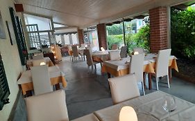 Locanda della luna rossa